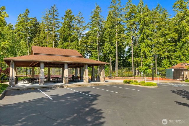 8650 Bainbridge Loop NE, Lacey, WA 98516