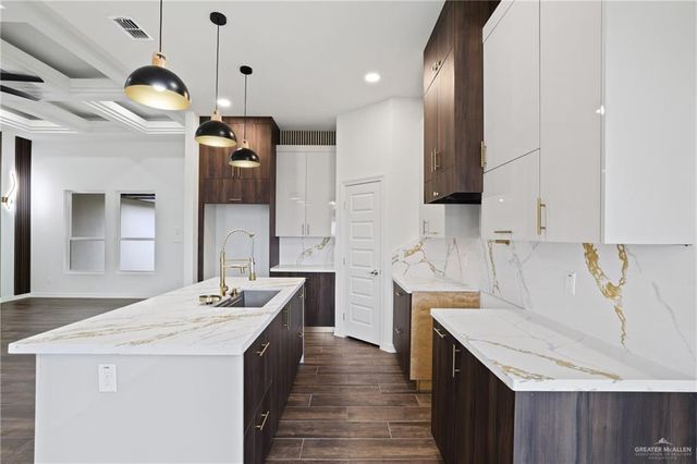 4212 S Carter Street, Edinburg, TX 78542