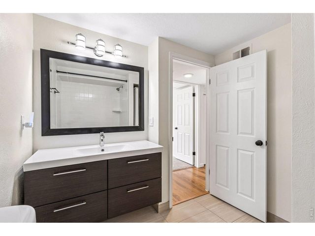 30 S Boulder Cir 3038, Boulder, CO 80303