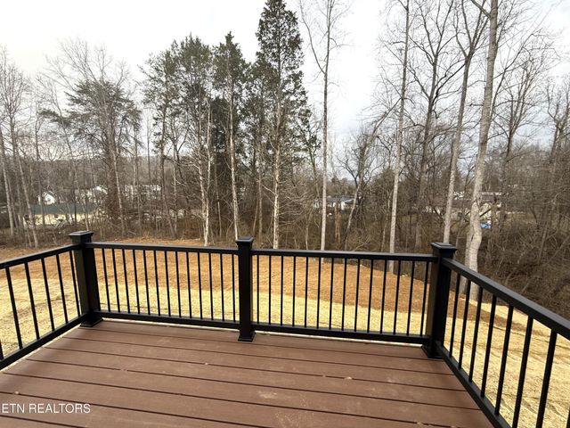 264 Wilberforce Ave, Oak Ridge, TN 37830