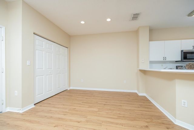550 Florida Club Blvd 303, St Augustine, FL 32084