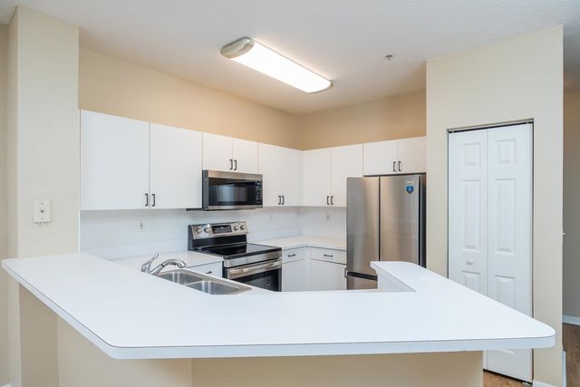 550 Florida Club Blvd 303, St Augustine, FL 32084