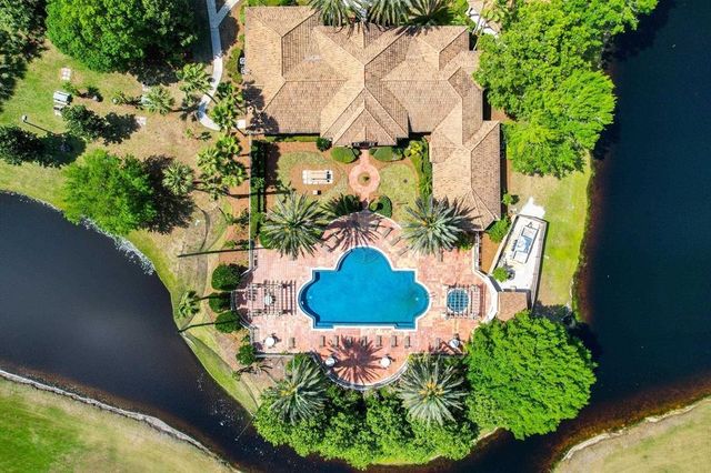 550 Florida Club Blvd 303, St Augustine, FL 32084