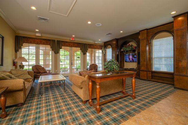 550 Florida Club Blvd 303, St Augustine, FL 32084