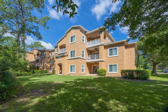 550 Florida Club Blvd 303, St Augustine, FL 32084