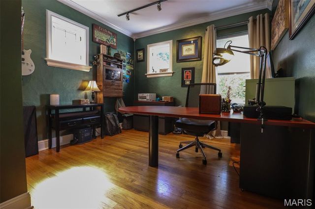 6221 Marquette Avenue, St Louis, MO 63139