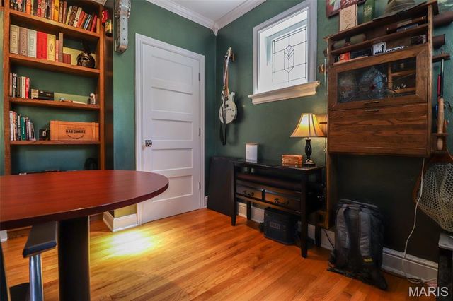 6221 Marquette Avenue, St Louis, MO 63139