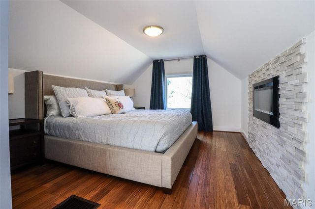 6221 Marquette Avenue, St Louis, MO 63139