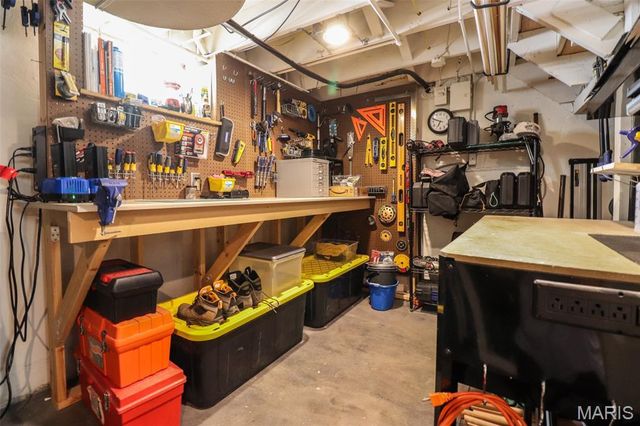 6221 Marquette Avenue, St Louis, MO 63139
