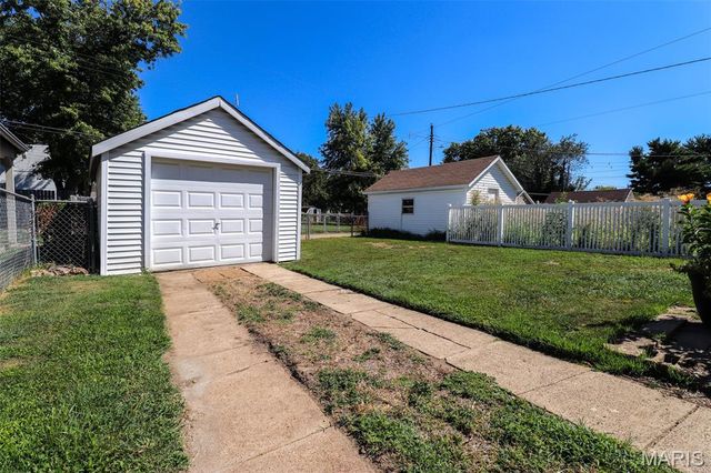 6221 Marquette Avenue, St Louis, MO 63139