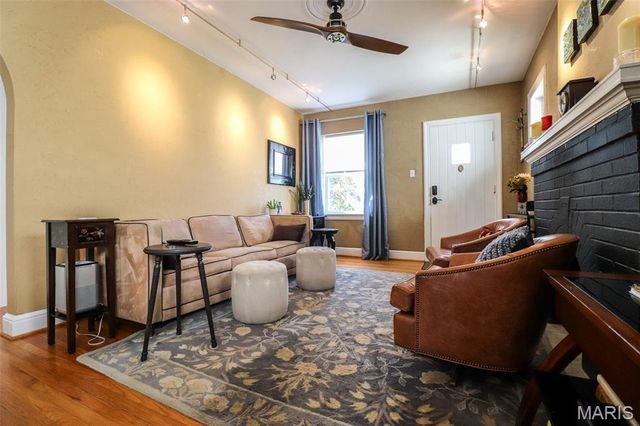 6221 Marquette Avenue, St Louis, MO 63139