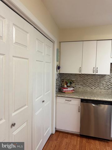 9730 HAGEL CIR, Lorton, VA 22079