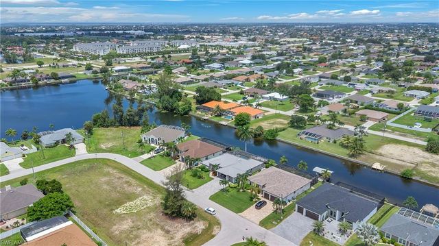 1227 SW 37th ST, Cape Coral, FL 33914