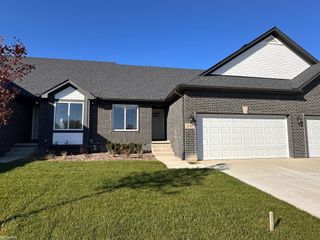 26169 Juliagrove Lane, Chesterfield Twp, MI 48051