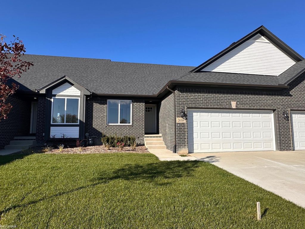 26169 Juliagrove Lane, Chesterfield Twp, MI 48051