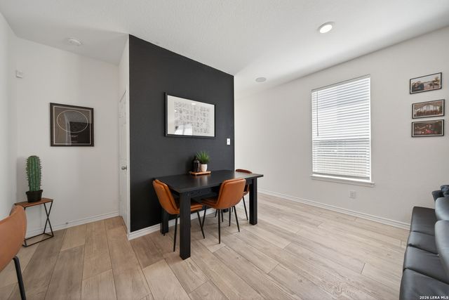 5008 ARROW VIS, Marion, TX 78124