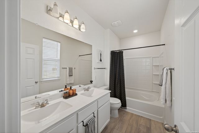 5008 ARROW VIS, Marion, TX 78124