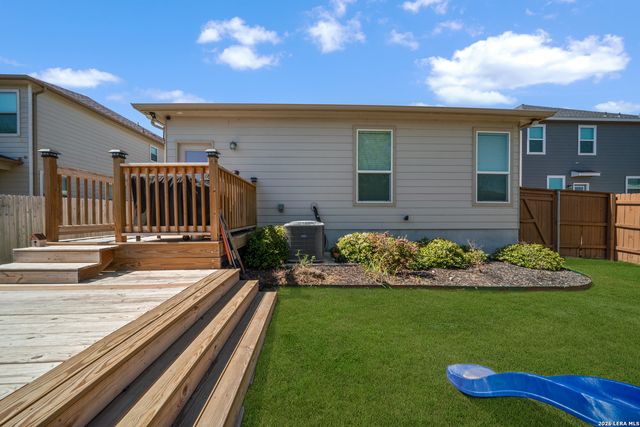 5008 ARROW VIS, Marion, TX 78124