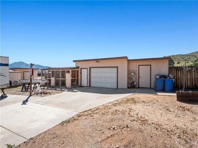 33805 Crown Valley Road, Acton, CA 93519