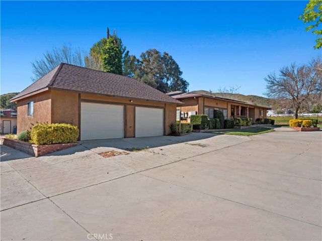 33805 Crown Valley Road, Acton, CA 93519