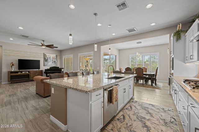 5250 S WESLEY Circle, Mesa, AZ 85212