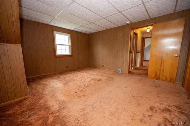 40 Woodmar Terrace, West Seneca, NY 14224