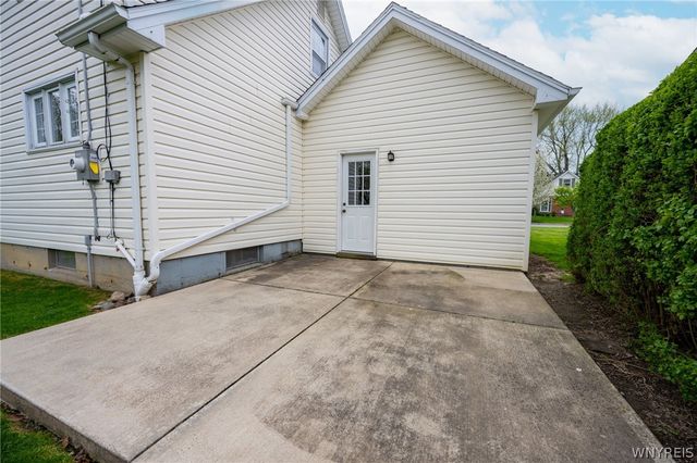 40 Woodmar Terrace, West Seneca, NY 14224