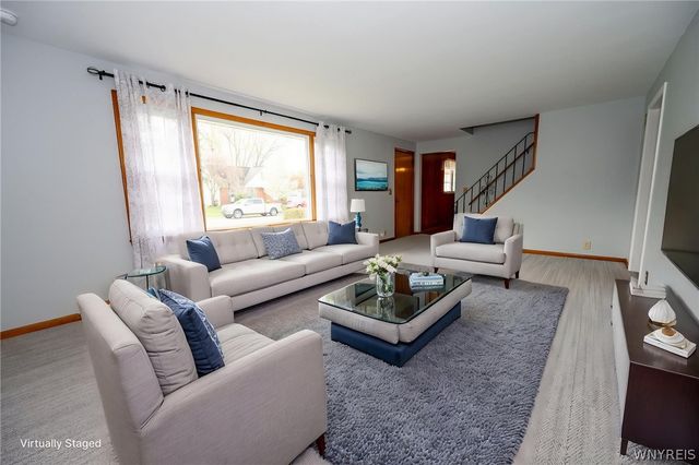 40 Woodmar Terrace, West Seneca, NY 14224