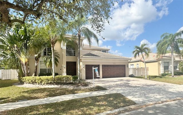 1104 NW 139th Avenue, Pembroke Pines, FL 33028
