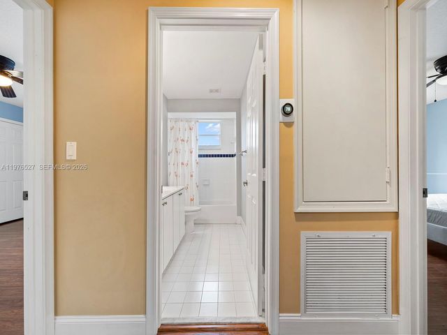 1104 NW 139th Avenue, Pembroke Pines, FL 33028