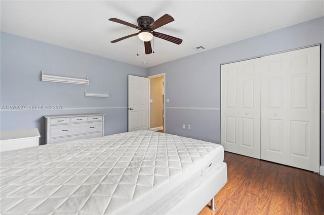1104 NW 139th Avenue, Pembroke Pines, FL 33028