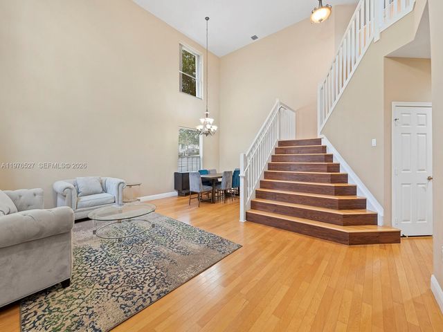 1104 NW 139th Avenue, Pembroke Pines, FL 33028