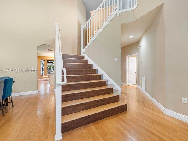 1104 NW 139th Avenue, Pembroke Pines, FL 33028