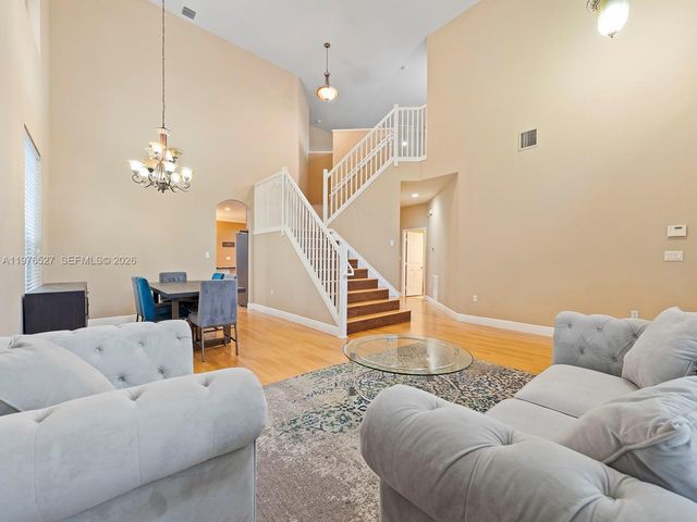 1104 NW 139th Avenue, Pembroke Pines, FL 33028