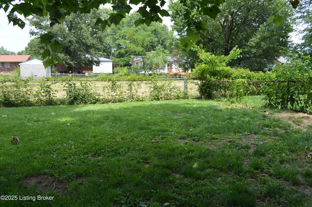 3717 Wednesday Way, Louisville, KY 40219