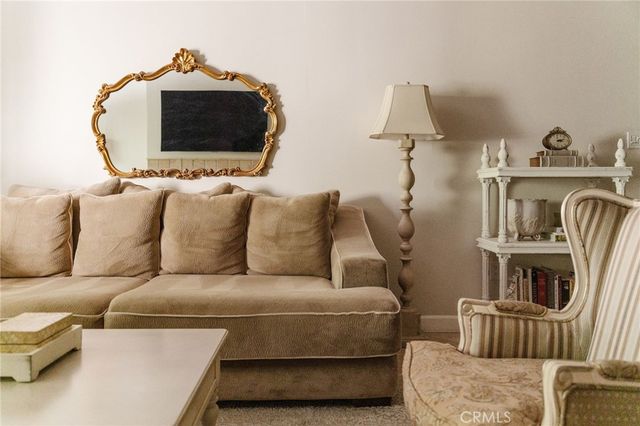 2332 Fox Hills 103, Los Angeles, CA 90064