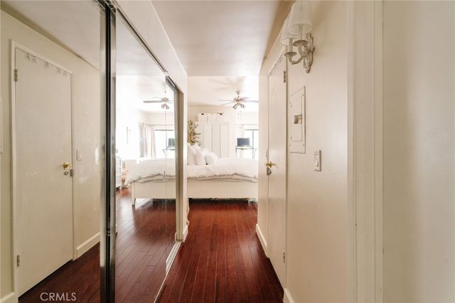 2332 Fox Hills 103, Los Angeles, CA 90064