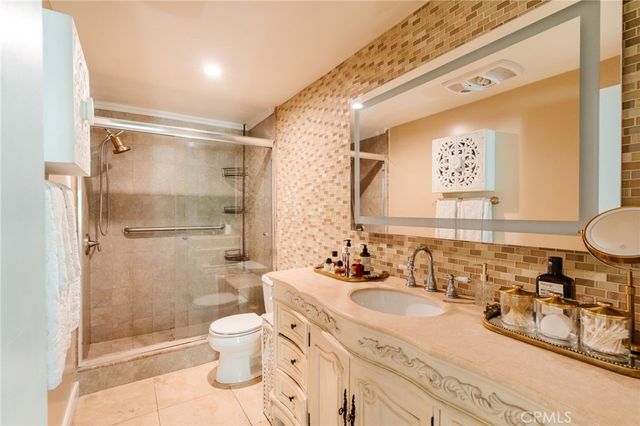 2332 Fox Hills 103, Los Angeles, CA 90064