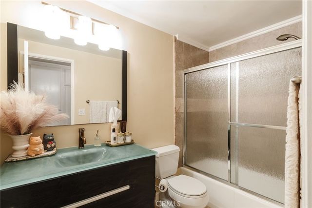2332 Fox Hills 103, Los Angeles, CA 90064