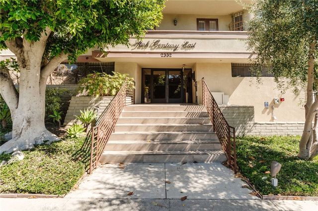 2332 Fox Hills 103, Los Angeles, CA 90064