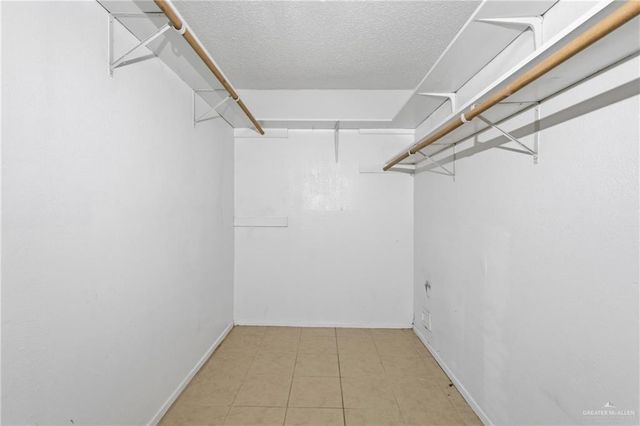 303 Forest Hills Drive 17, Weslaco, TX 78596