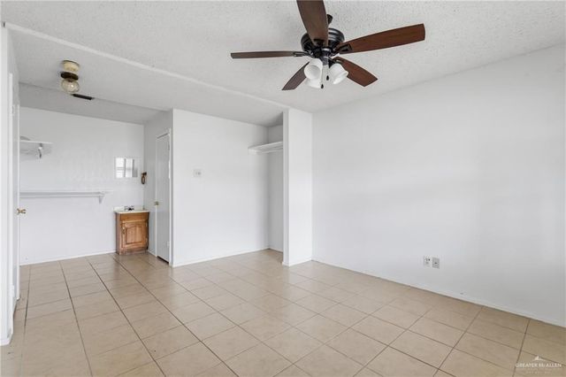 303 Forest Hills Drive 17, Weslaco, TX 78596