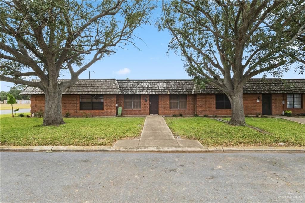 303 Forest Hills Drive 17, Weslaco, TX 78596