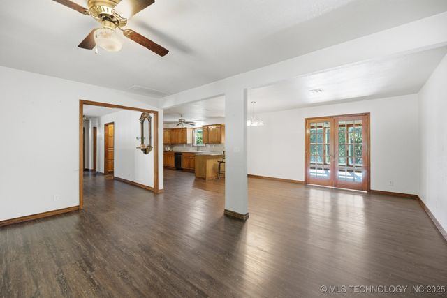 15232 E 495 Road, Claremore, OK 74019