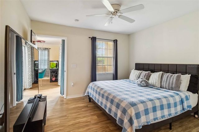 1000 VILLAGIO CIRCLE 105, Sarasota, FL 34237