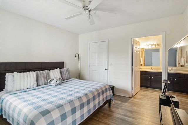 1000 VILLAGIO CIRCLE 105, Sarasota, FL 34237