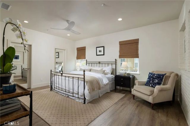 215 Lonetree, Irvine, CA 92603