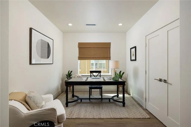 215 Lonetree, Irvine, CA 92603