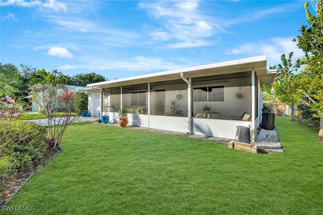 55 9th ST, Bonita Springs, FL 34134