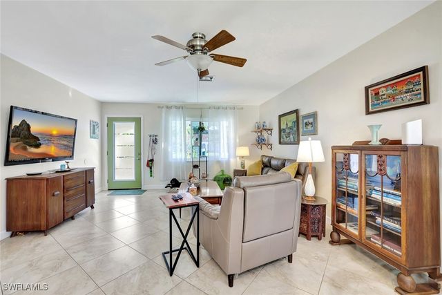 55 9th ST, Bonita Springs, FL 34134